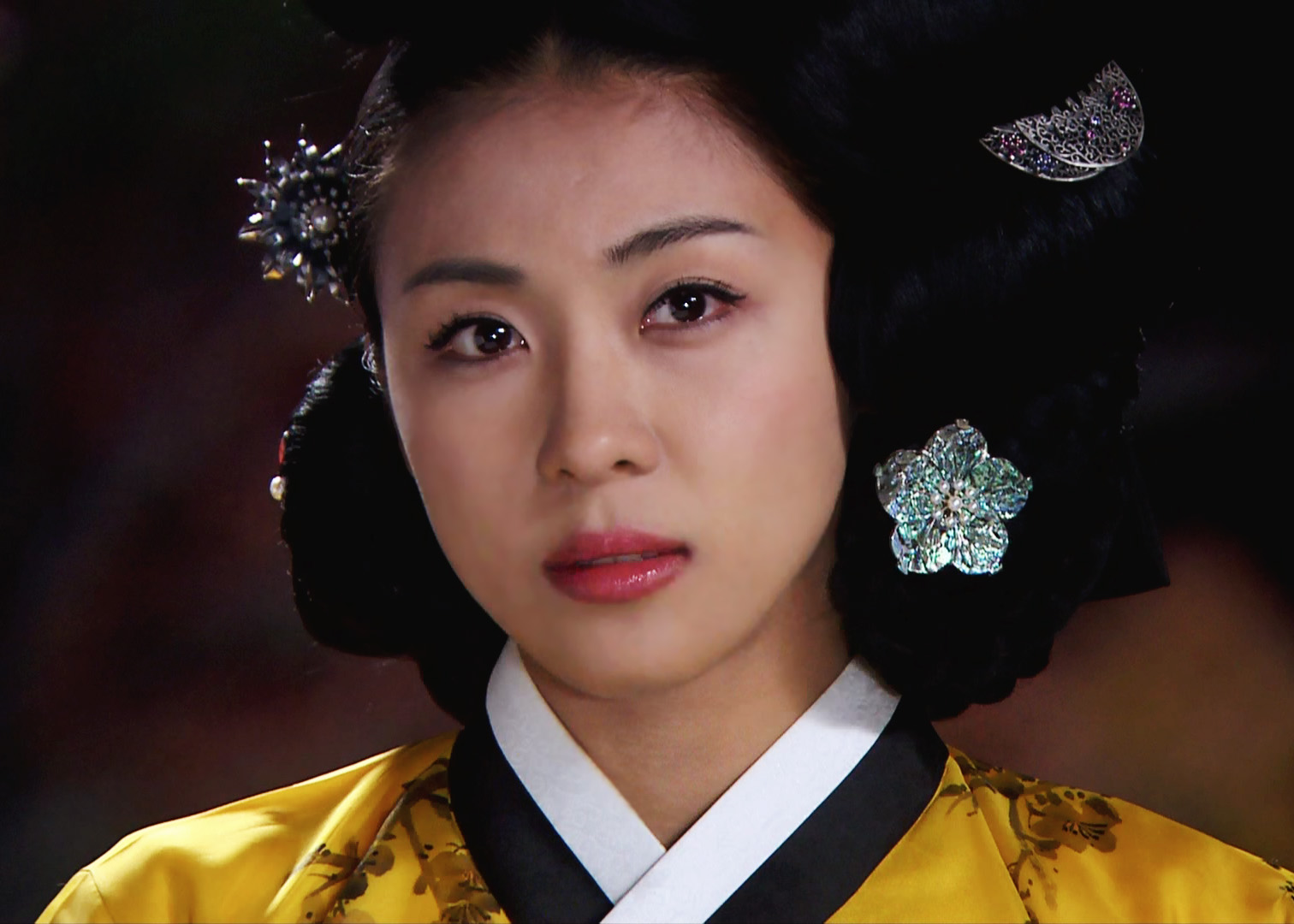  p>《黄真伊》是 a target="_blank" href="/item/韩国kbs电视台