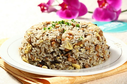 橄榄菜肉末炒饭