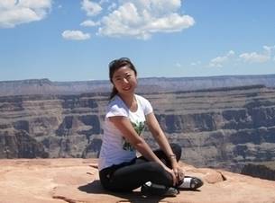 女,经济学硕士, a target="_blank" href="/item/大连理工大学城市