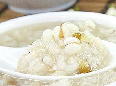 苍术苡仁粥