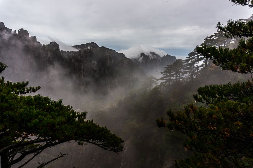 山岳景观