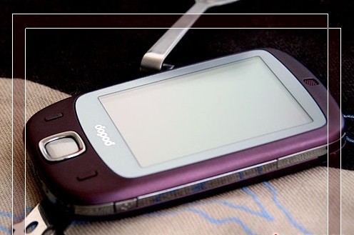 p>多普达s1是一部手机,采用了windows mobile 6的操作系统,采用了