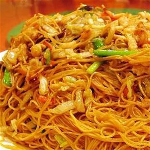 木耳鸡丝炒面