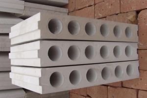 p></p></a>石膏建材是石膏建筑材料的简称,也就是以建筑用石膏粉作为原料