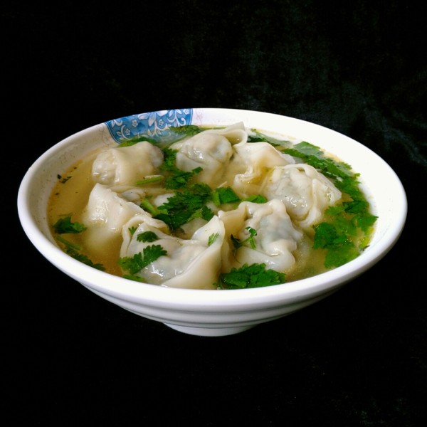 鲜肉荠菜大馄饨