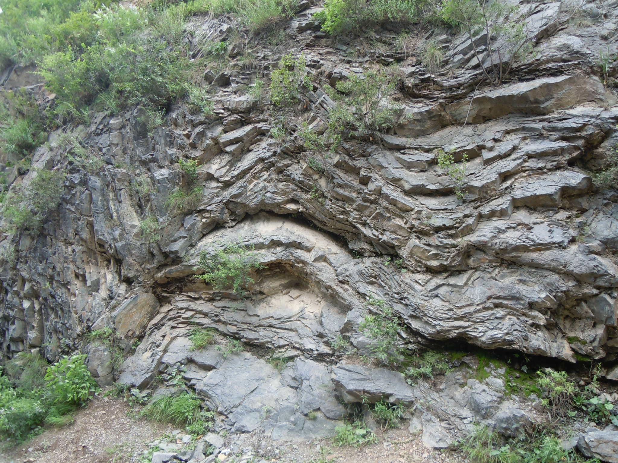 矿山地质环境调查_矿山建设项目环境保护设计规定_矿山地质环境