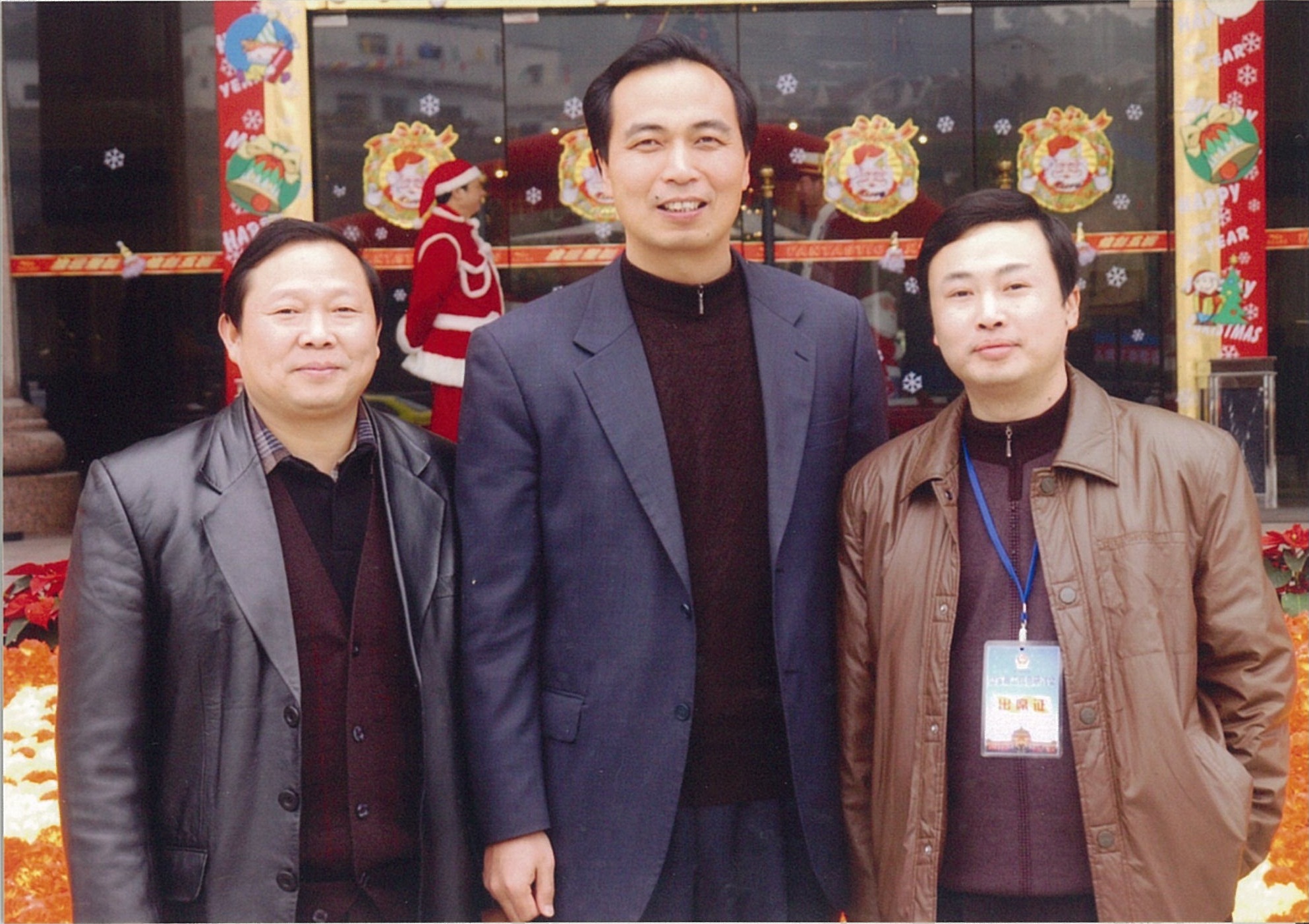  p>陈益,男,汉族,1958年生,祖籍四川渠县,中共党员,大学本科,1976年11