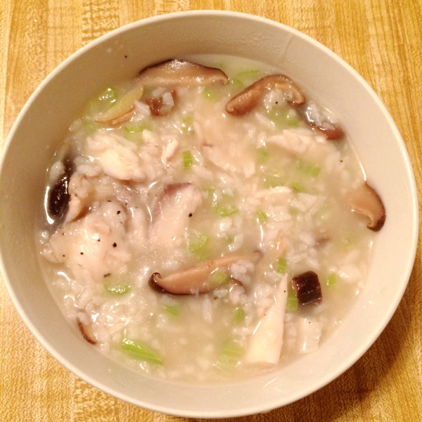  p></p></a>香菇鱼片粥是广东一带的风味名点,属于粤菜系.