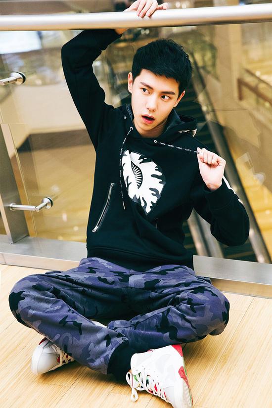 吕超峰经济师(中级经济师程偲)