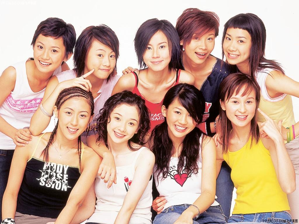 由著名歌唱组合 a target=