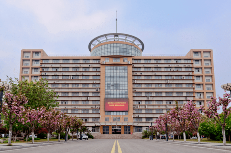 徐州市商业技工学校