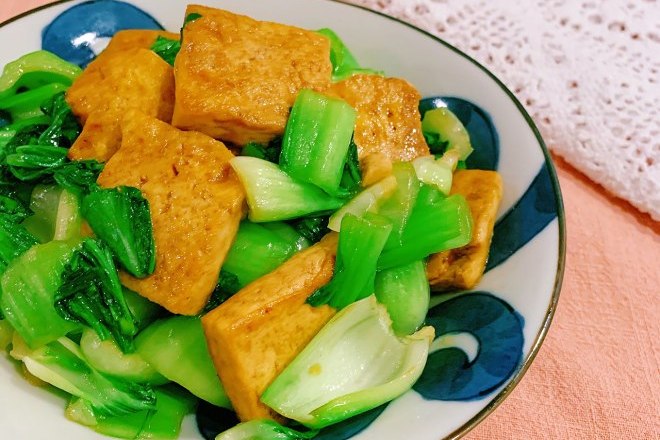 油菜烩豆腐泡