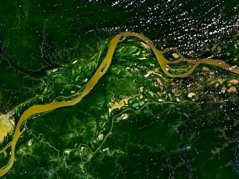  p> b>亚马孙河 /b>(英语: b>amazon river /b>;葡萄牙语: b>rio