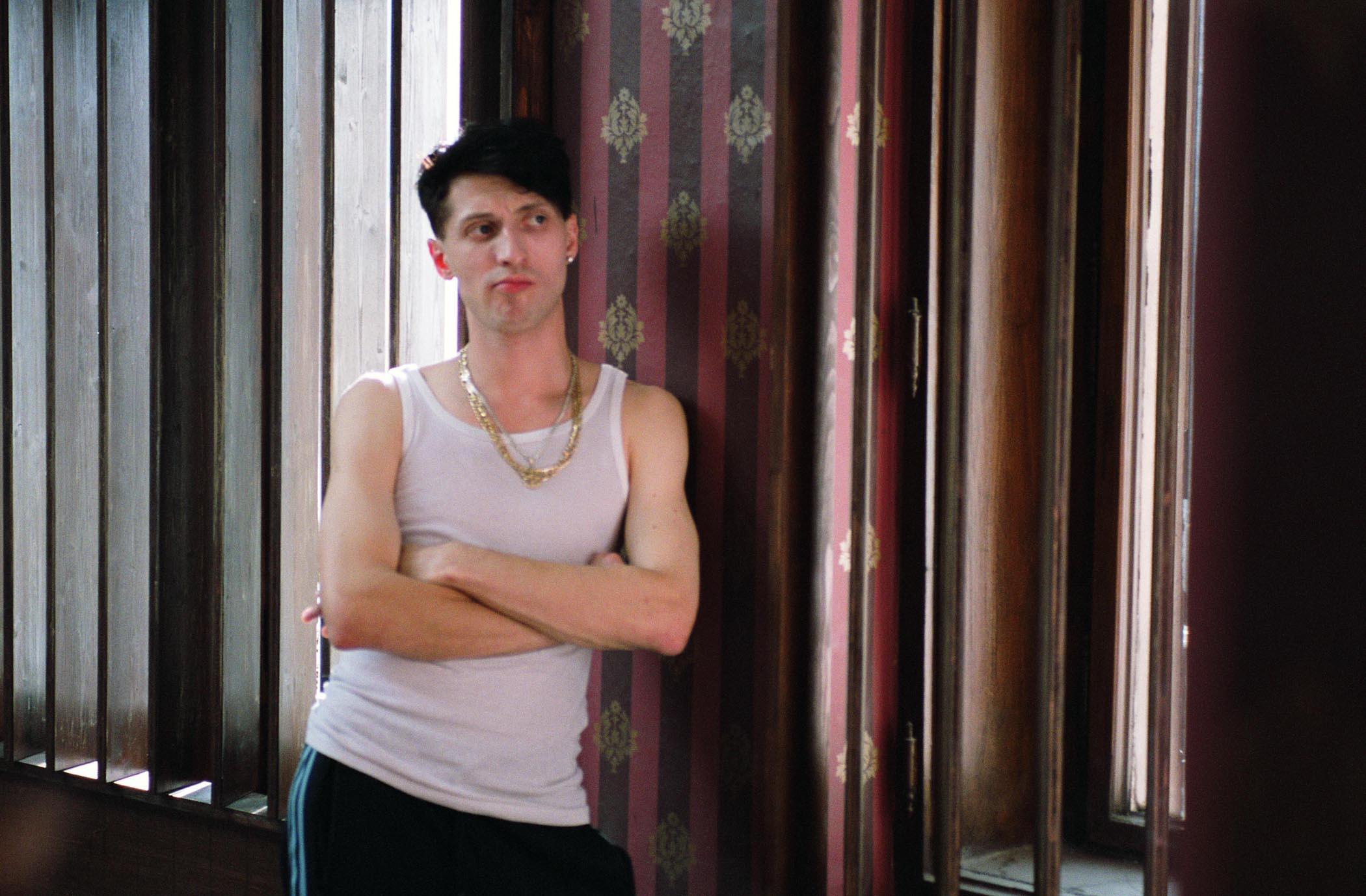 改编自美国作家 a href=