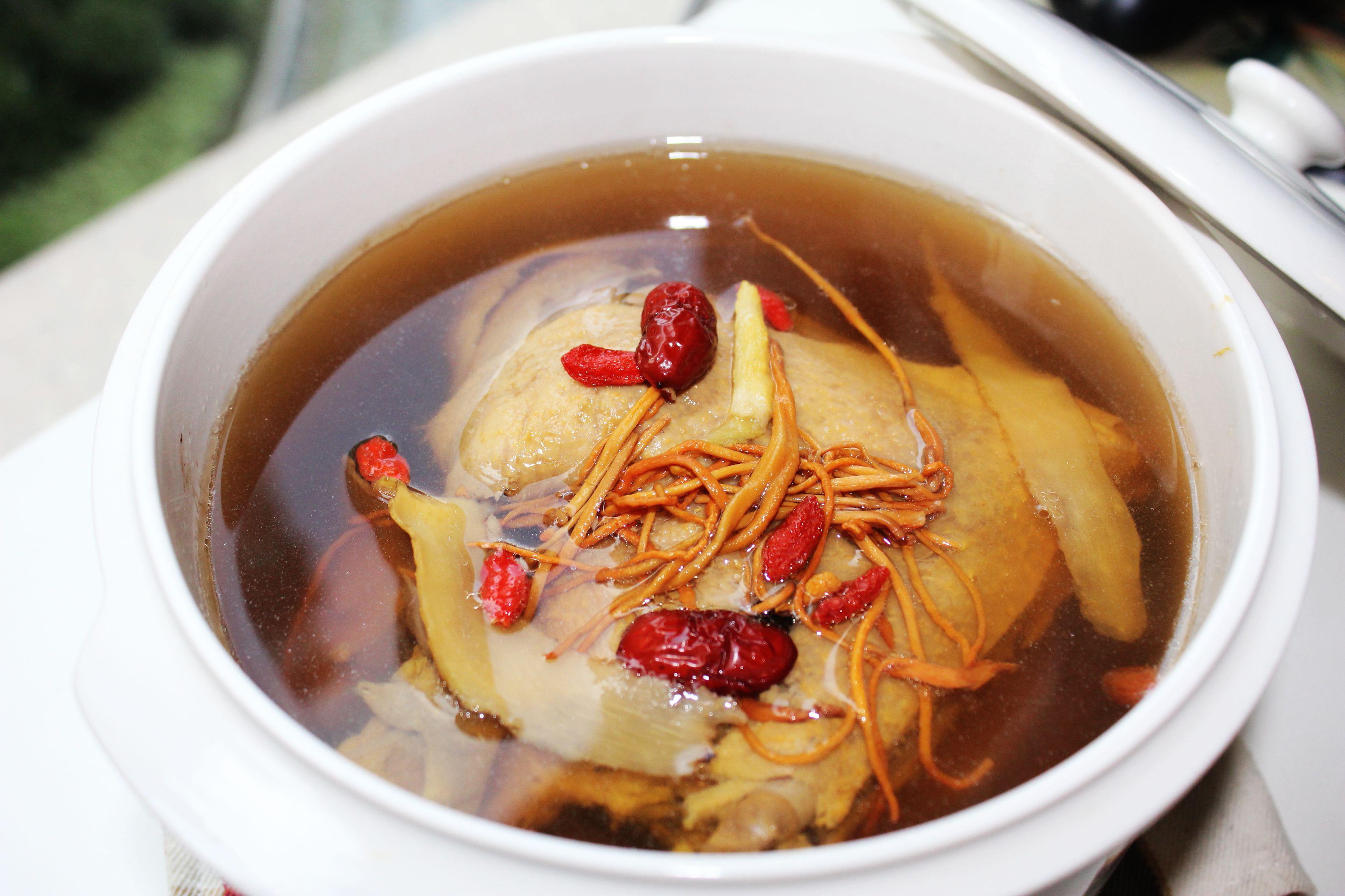 (怎么吃冬虫夏草作用最好)-虫草