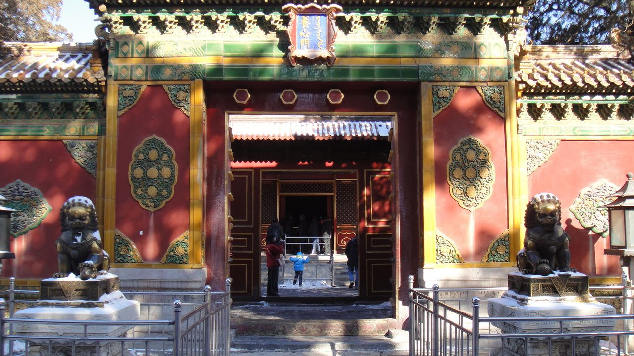 a>,位于内廷 a target="_blank" href="/item/乾清宫">乾清宫 /a>西侧