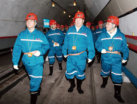 大同煤矿集团宏泰矿山工程建设有限责任公司_国投大同能源有限责任公司塔山煤矿_中煤矿山建设集团网站