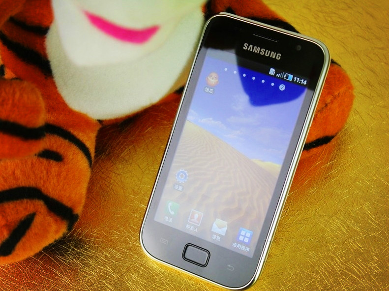 三星 i9003(galaxy sl)