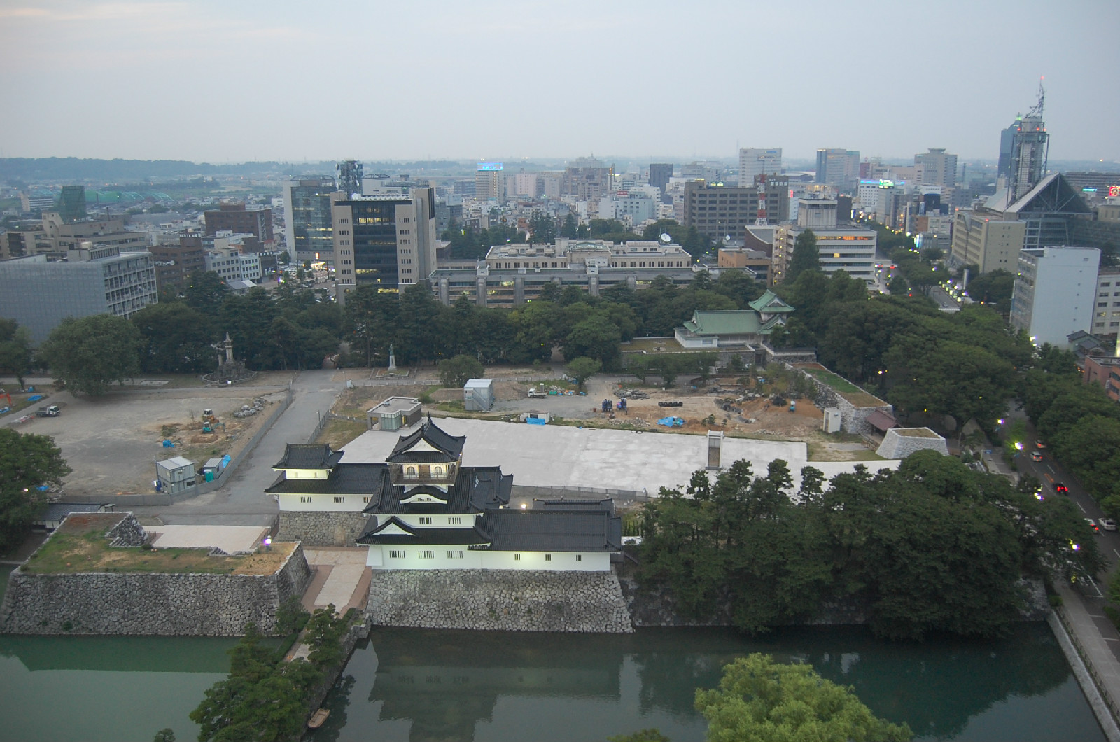 富山市