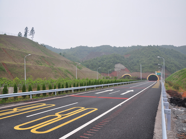 抚吉高速公路