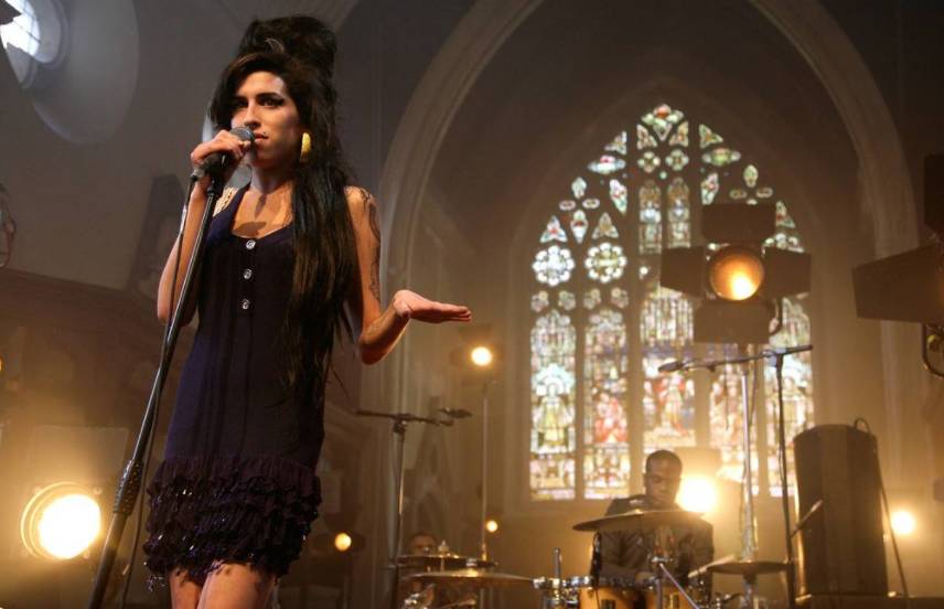 p></p></a>艾米·怀恩豪斯(amy jade winehouse,1983年9月14日-2011年7月23日