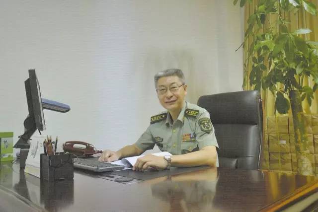 八宝粥罐破碎机_膳魔师闷烧罐闷粥_八宝银耳粥的做法大全