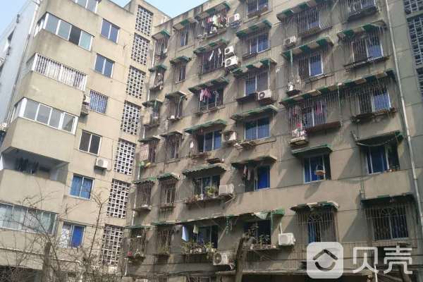  p>金琴路160号位于成都市金牛抚琴小区,由无开发商建成,共计房屋104