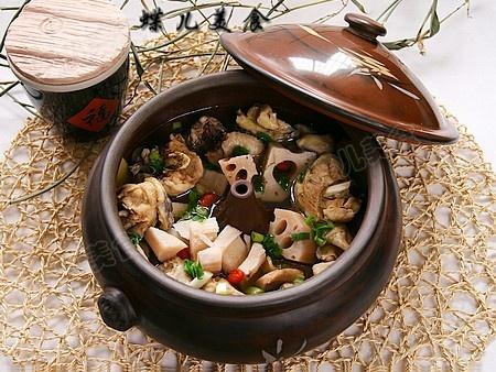 肉苁蓉汽锅鸡