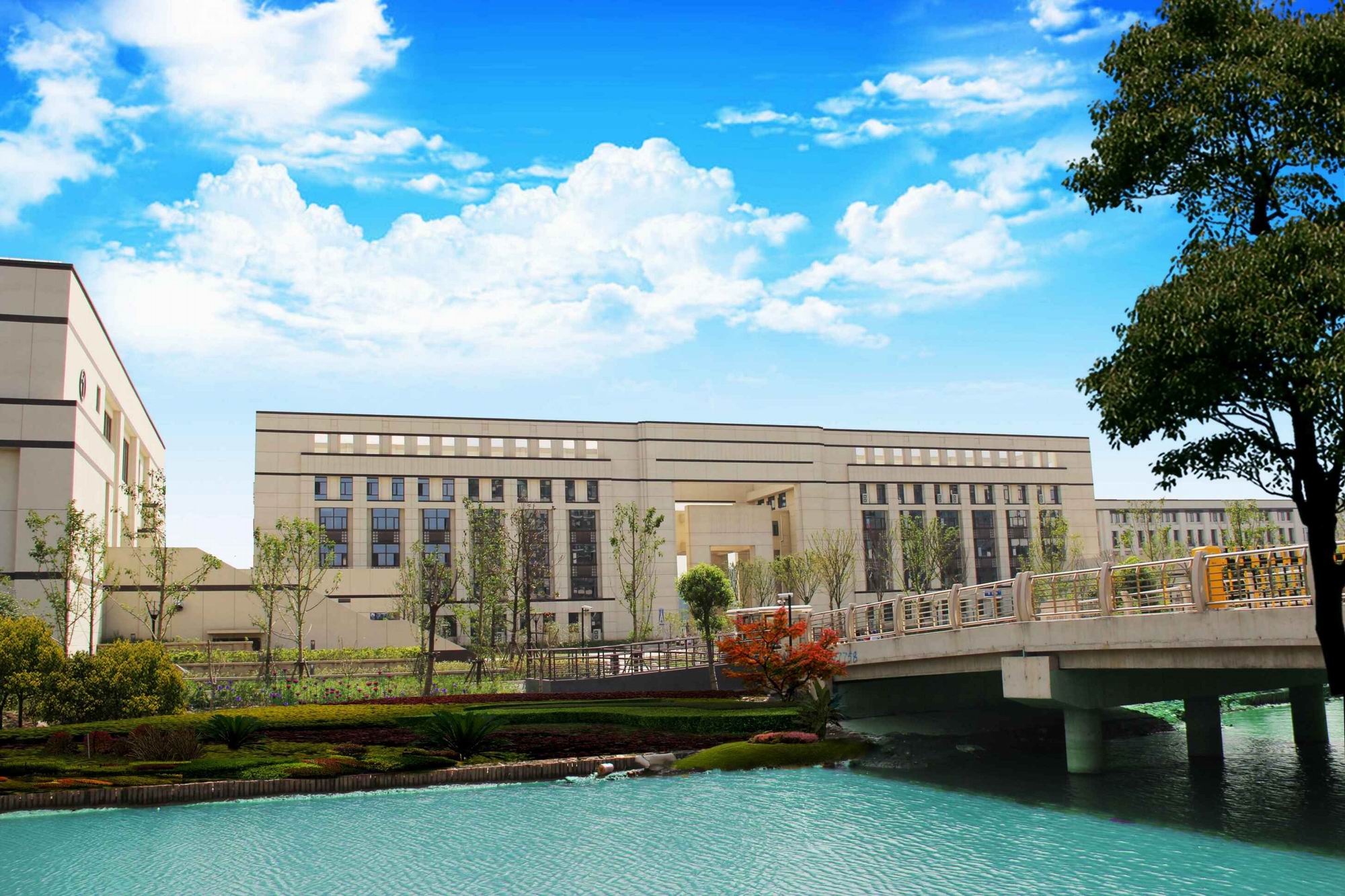 上海哪个医学院大专好上(上海医学院专科有哪些专业)