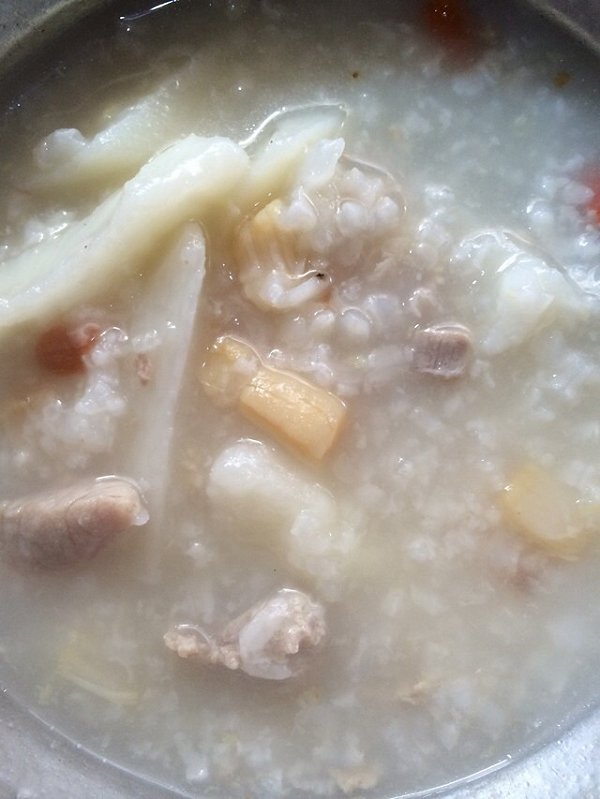 瑶柱咸瘦肉粥