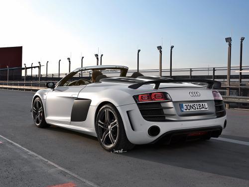 奥迪r8_奥迪q7 奥迪s6 油耗_奥迪a6l加油门呼呼声奥迪论坛