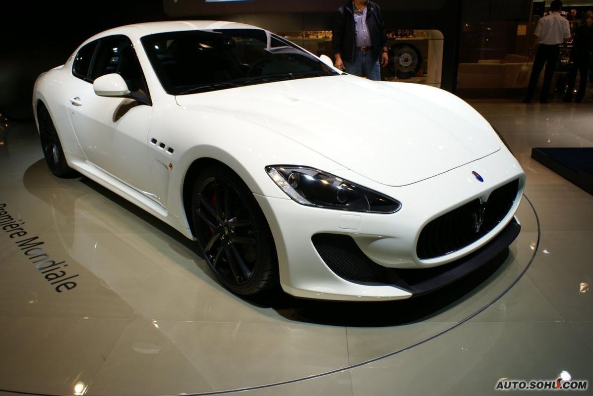 全称"玛莎拉蒂gran turismo,是一款适合长距离高速行驶的豪华轿跑车