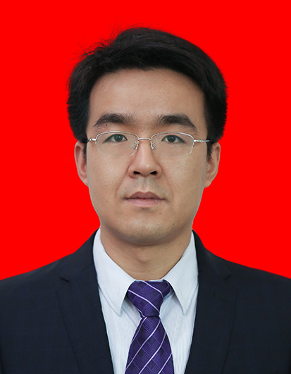  p>何军锋,男,汉族,1982年3月生,陕西韩城人,研究生学历,法学学士