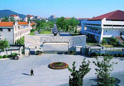 厦门大学