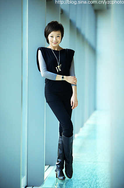 央视天气预报王蓝一_(央视气象预报员王蓝一)