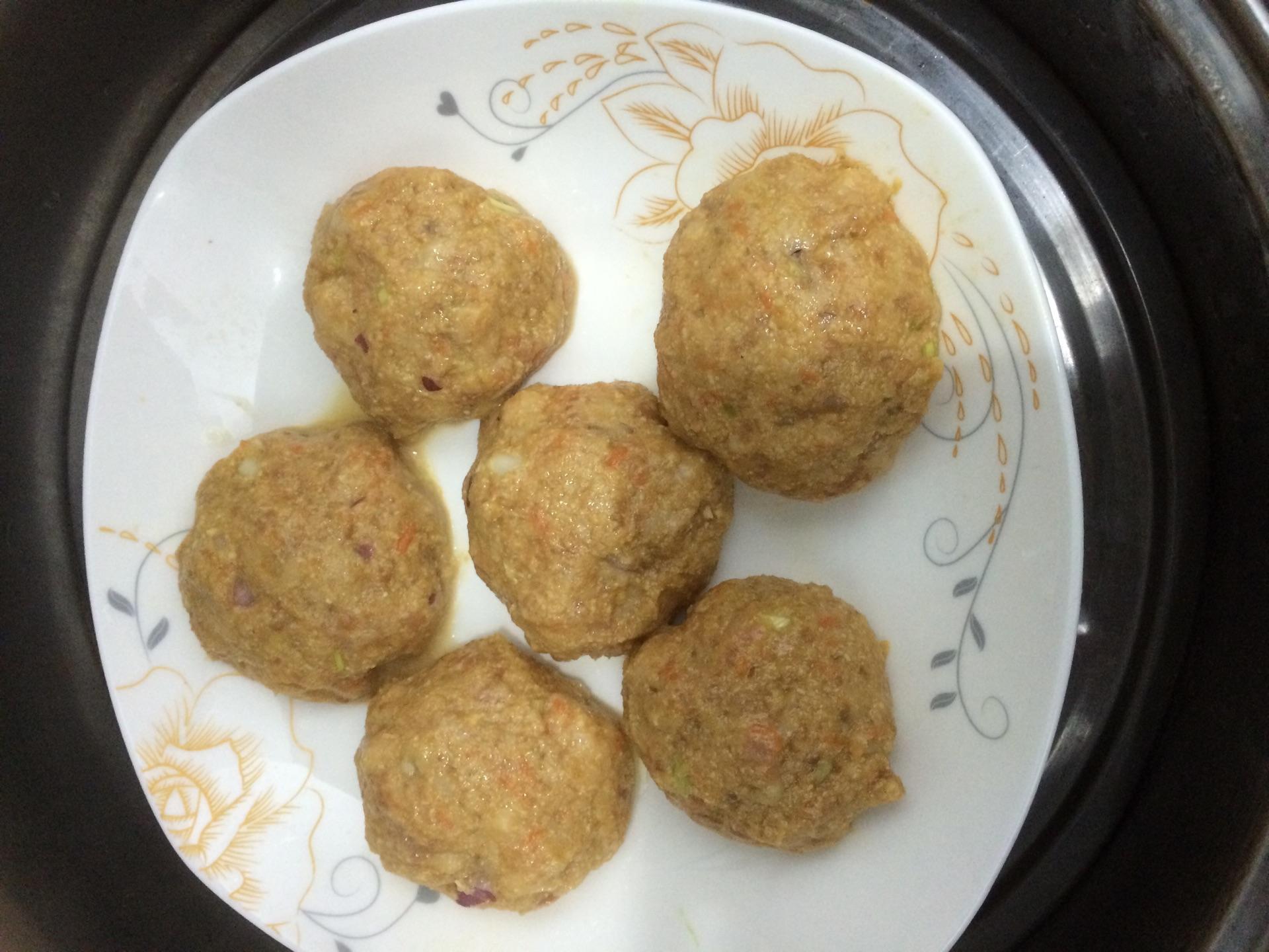 豆腐渣肉丸子