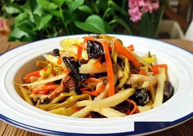 木耳炒三鲜