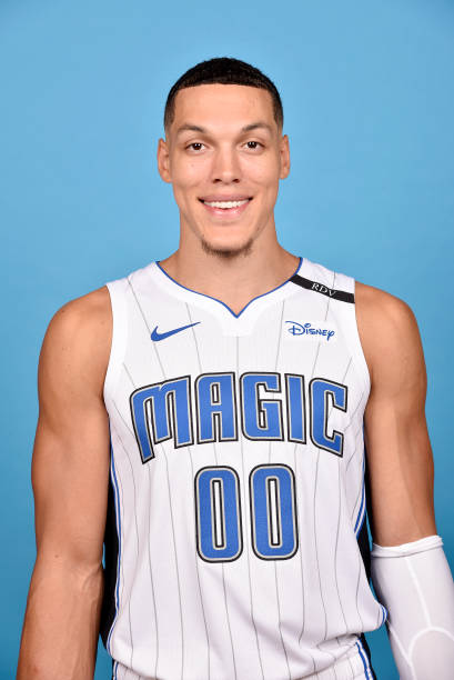 p>阿隆·戈登(aaron gordon,1995年9月16日出生于 a target"_blank