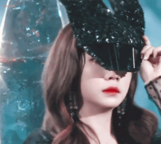  p></p></a>张紫宁,1996年3月9日出生于四川省成都市,中国流行音乐女歌手,毕业