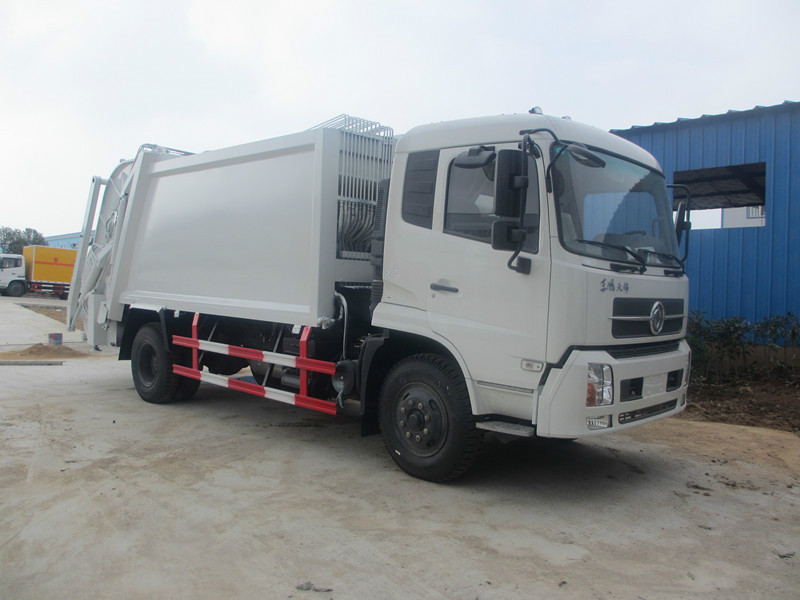 小型单厢版车什么车_厢式飞翼车_小型厢式垃圾车多少钱