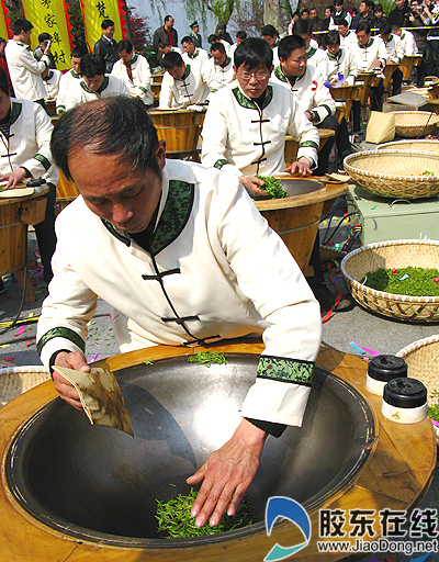 ëʲô_ɽëʲô_ɽë۸