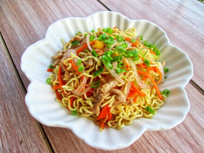 时蔬肉丝炒面