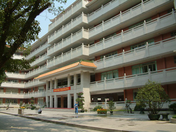  p>广东广雅中学成立于1888年,初名为 a target="_blank" href="/item