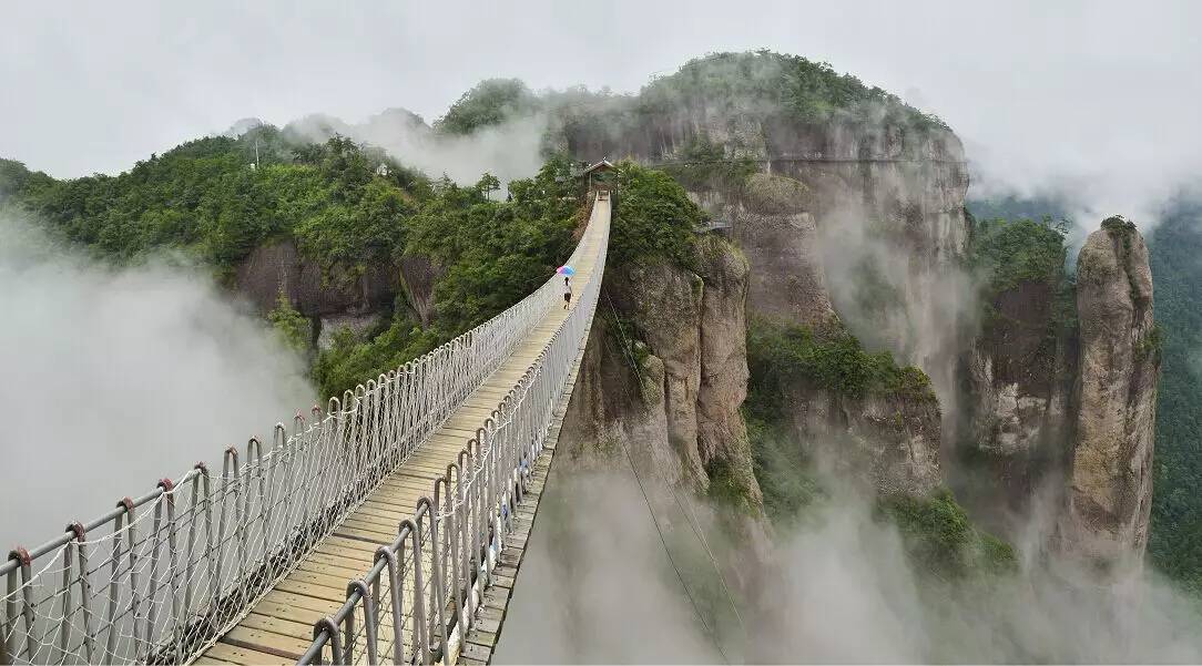  p></p></a>神仙居景区是国家5a级景区,是国家级风景名胜区之一,也是仙居风景