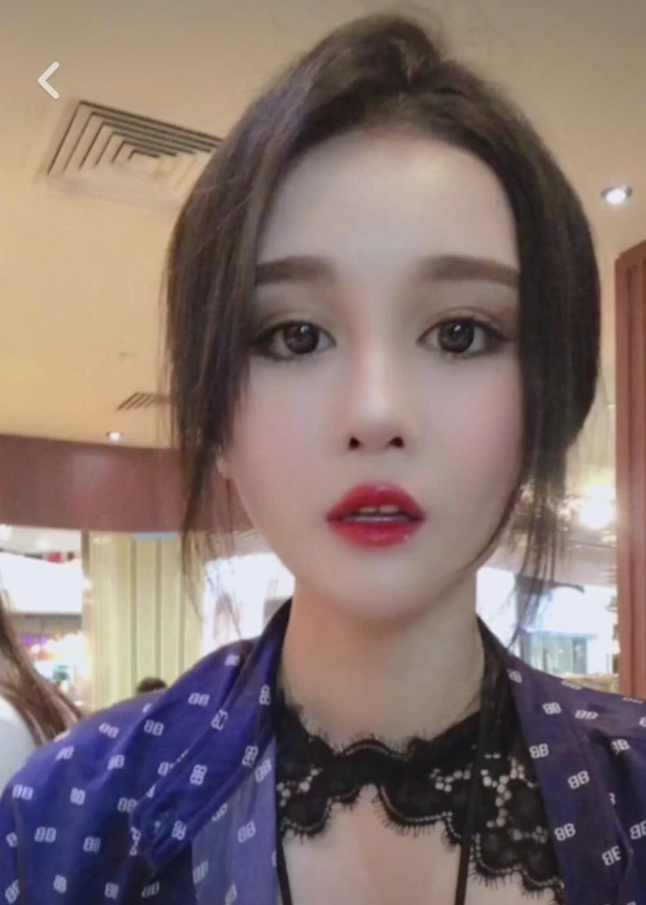 赵珈萱