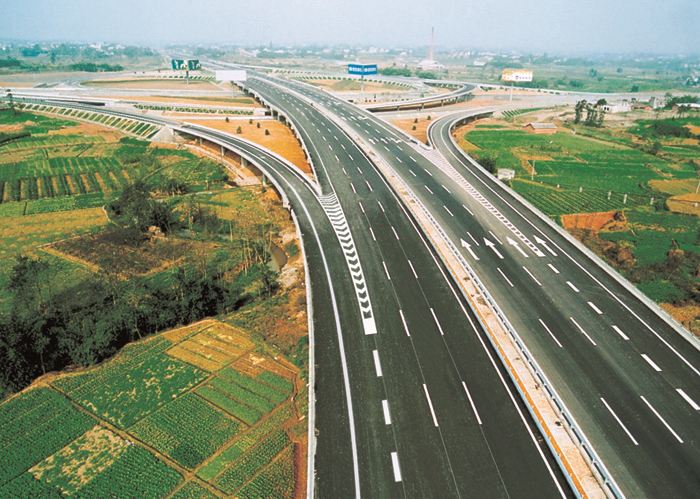  p>成都市绕城高速公路(g42 sub>02 /sub>),又名成都市四环路,建成于