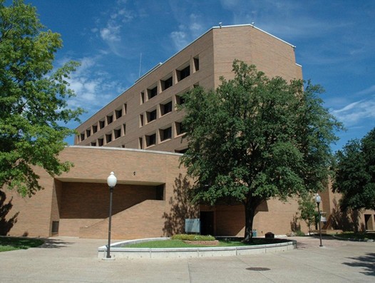  p>得克萨斯大学阿灵顿分校(uta或ut arlington)是一所位于 a target=