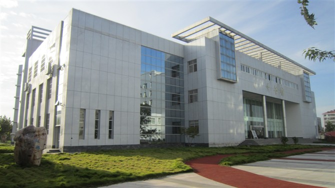 江汉艺术职业学院潜江龙虾学院