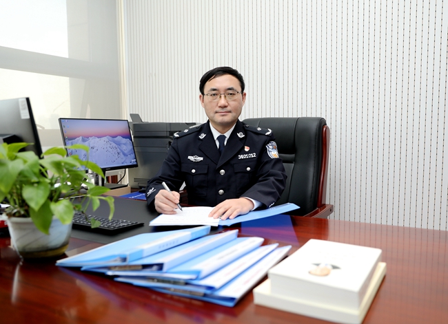 丁志刚