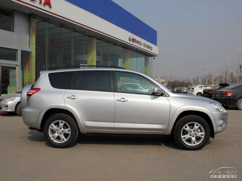 一汽丰田rav4